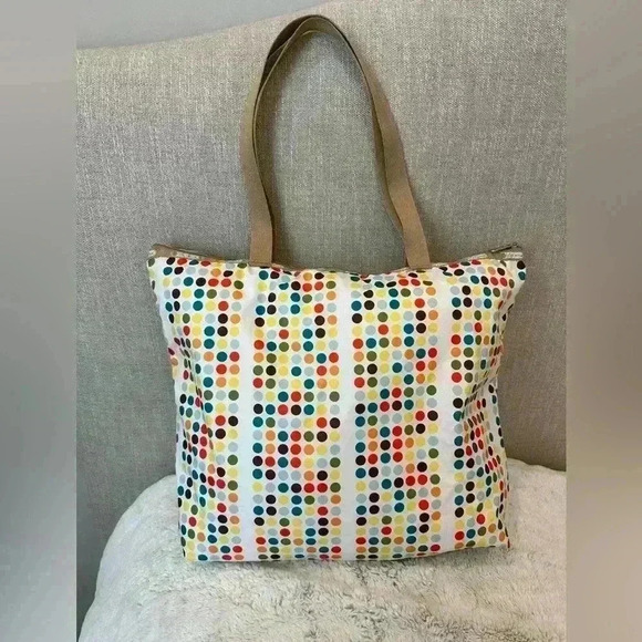 Lesportsac Handbags - Classic Lesportsac multicolor large tote 15x15x4